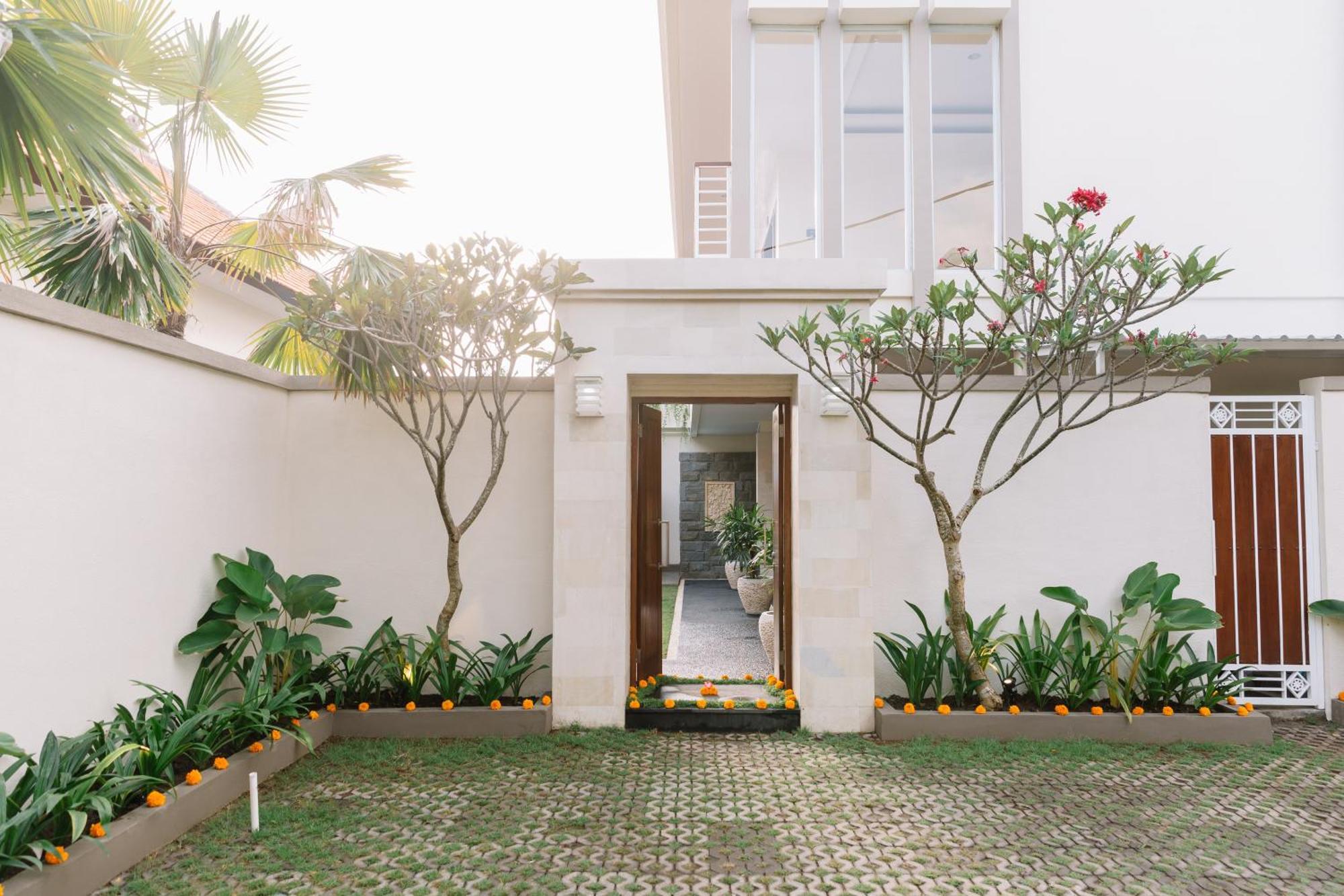 Kubu Benoa Guest House Nusa Dua  Exteriör bild